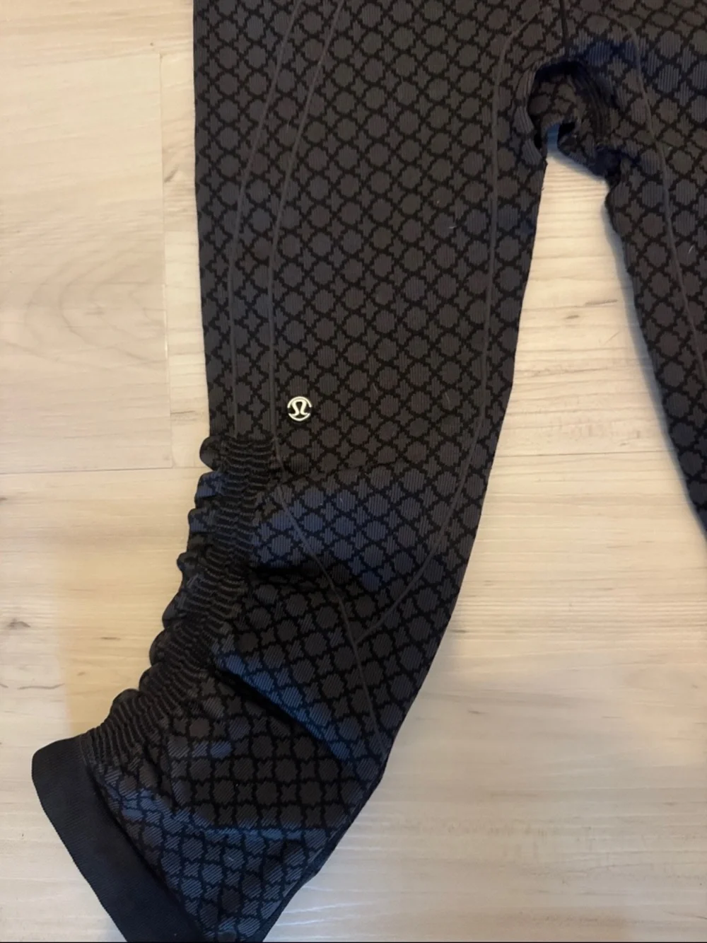 Lululemon In The Flow Crop II Leggings Size 2